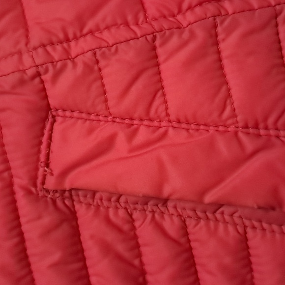 NAUTICA Reversable Puffer Vest - Picture 10 of 10